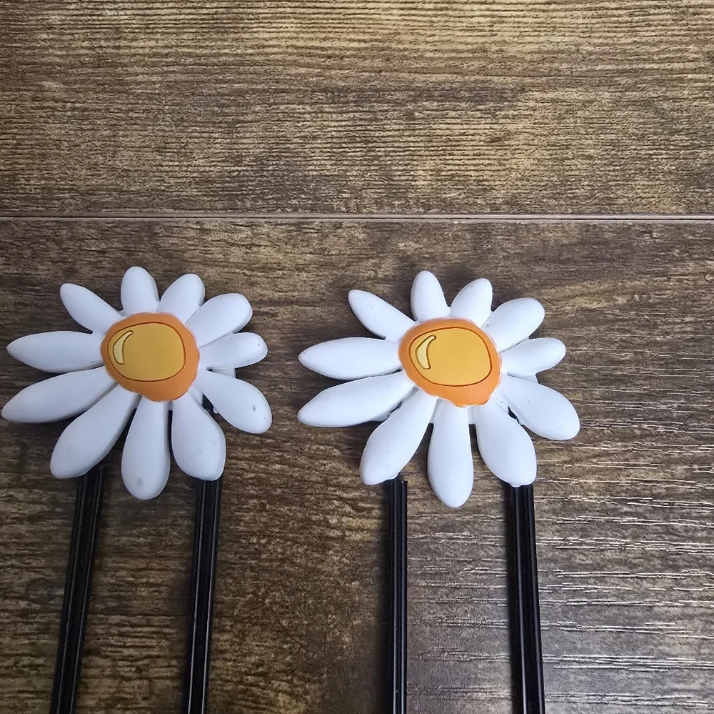 4 Butterfly and Daisy Large Paperclip Bookmark Set